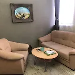 Apartmán In Mit Kleinem Garten By Interhome
